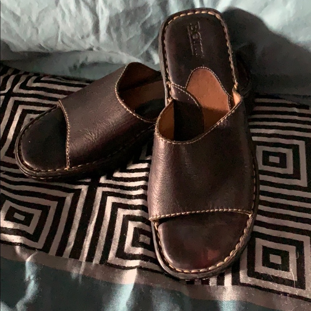 Women’s Born Sandals Size 9